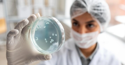 Técnico Auxiliar en Infectología + IA (Premium con Doble Certificación)