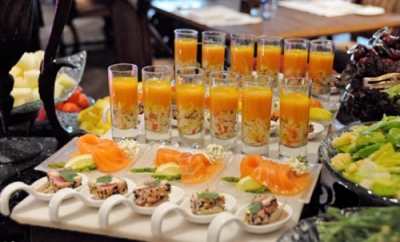 Catering de Eventos y Servicios de Lunch + IA (Premium con Doble Certificación)