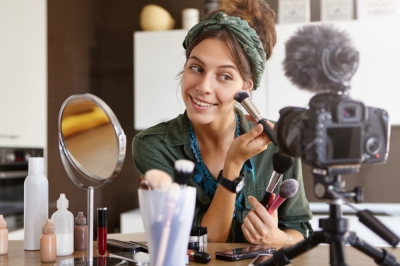 Maquillaje para Medios Escénicos, maquillaje Artístico y...
